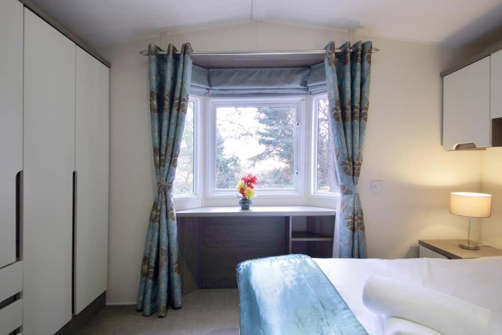 Edinburgh - Seton Sands-Cameo Caravan-Pet Friendly Exterior photo