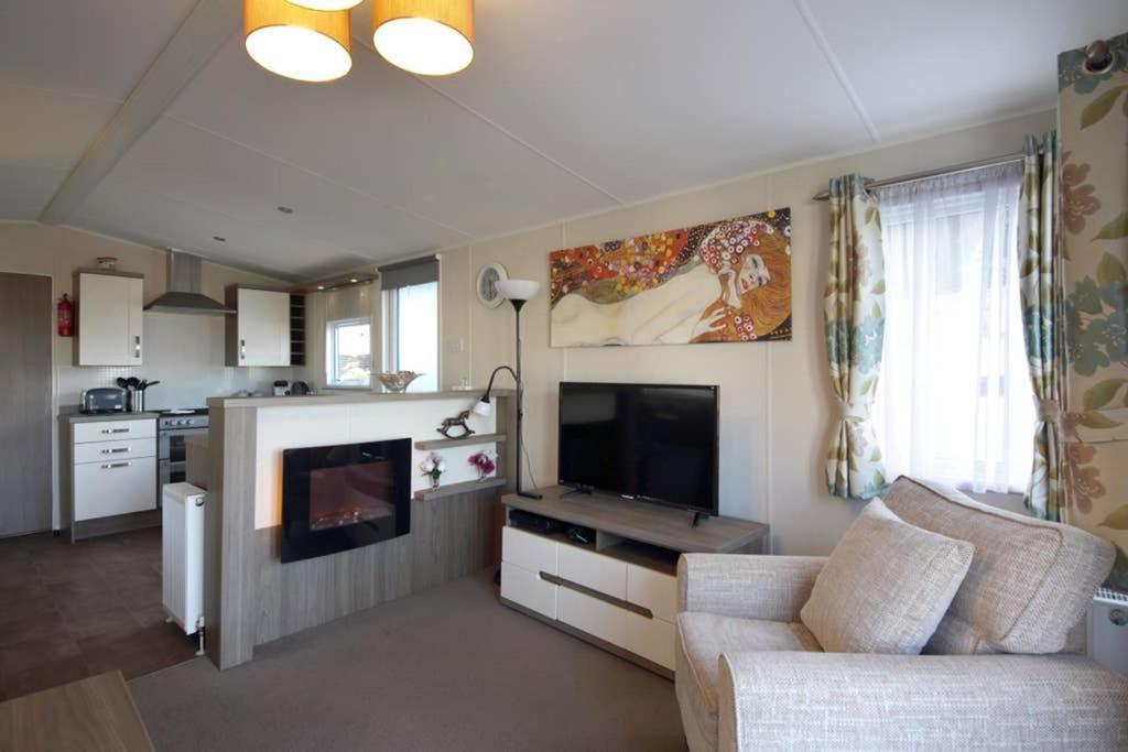 Edinburgh - Seton Sands-Cameo Caravan-Pet Friendly Exterior photo