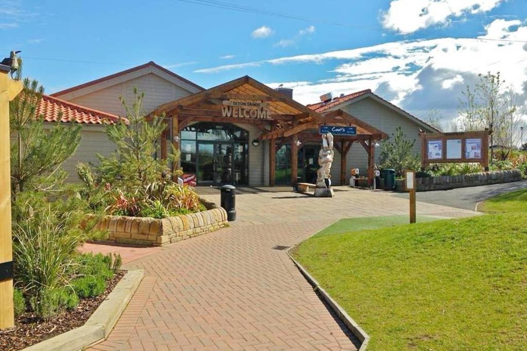 Edinburgh - Seton Sands-Cameo Caravan-Pet Friendly Exterior photo