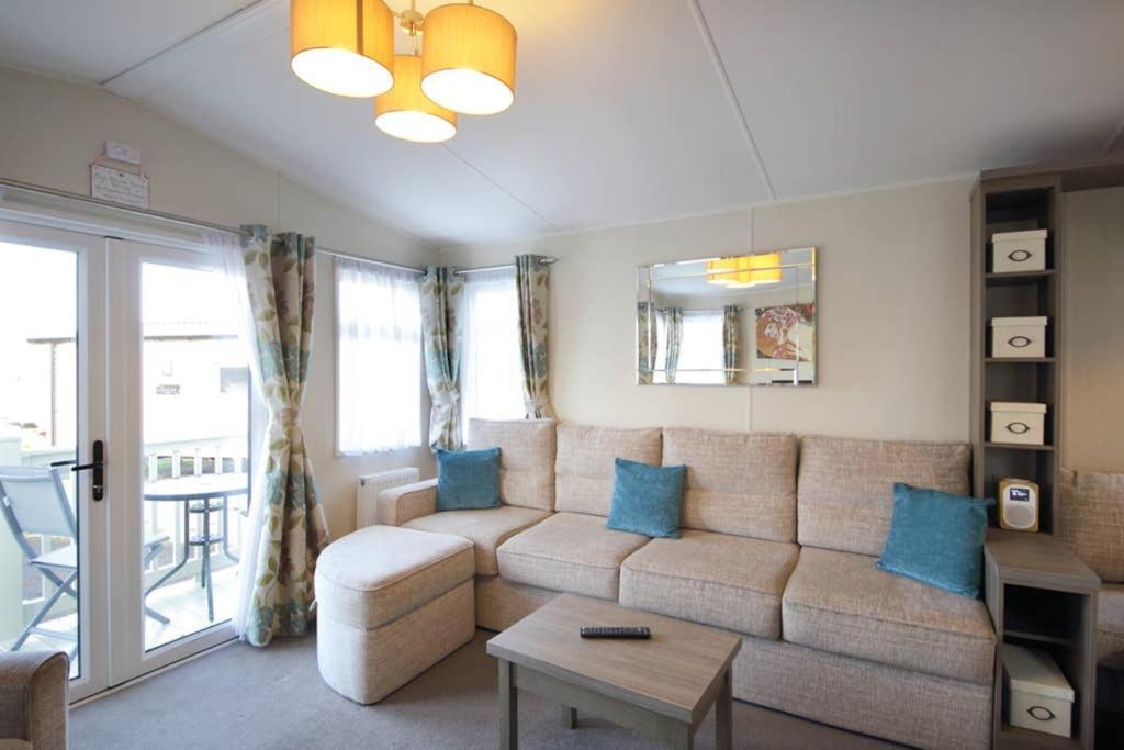 Edinburgh - Seton Sands-Cameo Caravan-Pet Friendly Exterior photo