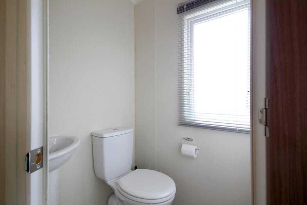Edinburgh - Seton Sands-Cameo Caravan-Pet Friendly Exterior photo