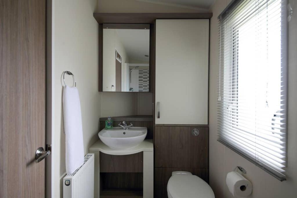 Edinburgh - Seton Sands-Cameo Caravan-Pet Friendly Exterior photo